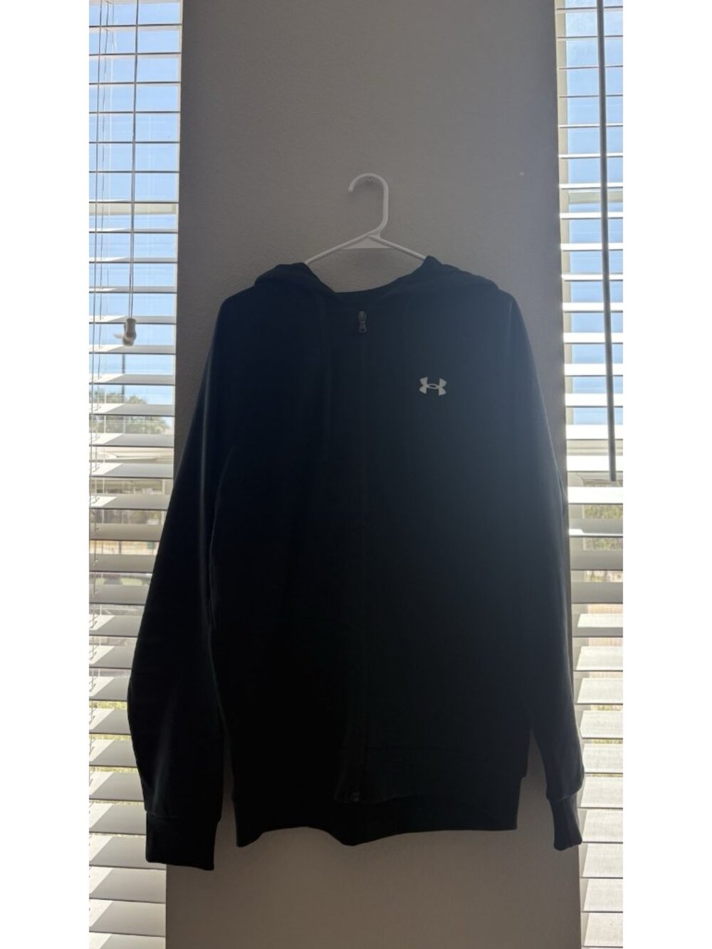 Under Armour Black Large Hooded Zip Long Sleeve Jacket Hoodie